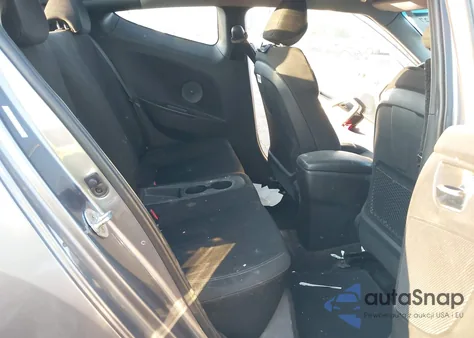 2016 Hyundai Veloster z USA, uszkodzony, nr VIN KMHTC6AD4GU293442